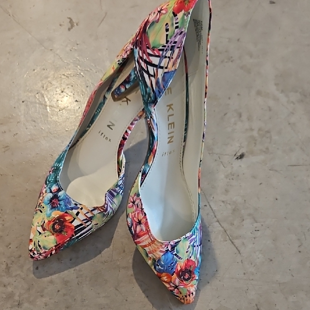 Anne Klein Multicolor Floral Heels